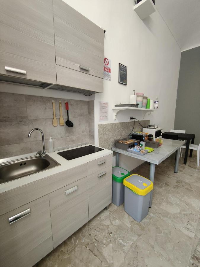 Hostel Turin Metro Young Luaran gambar