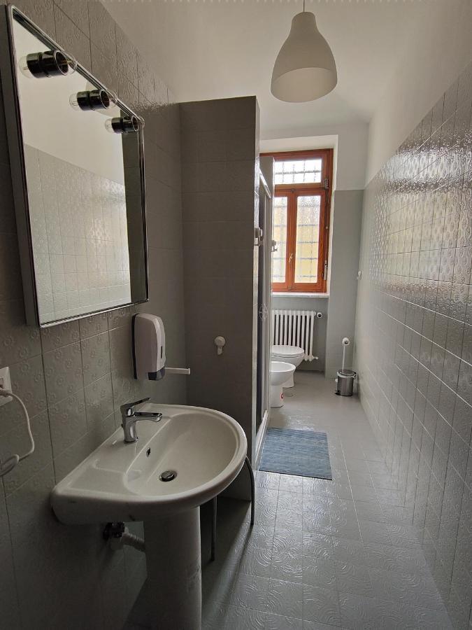 Hostel Turin Metro Young Luaran gambar